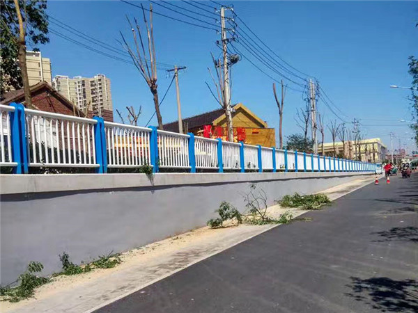 河道護欄